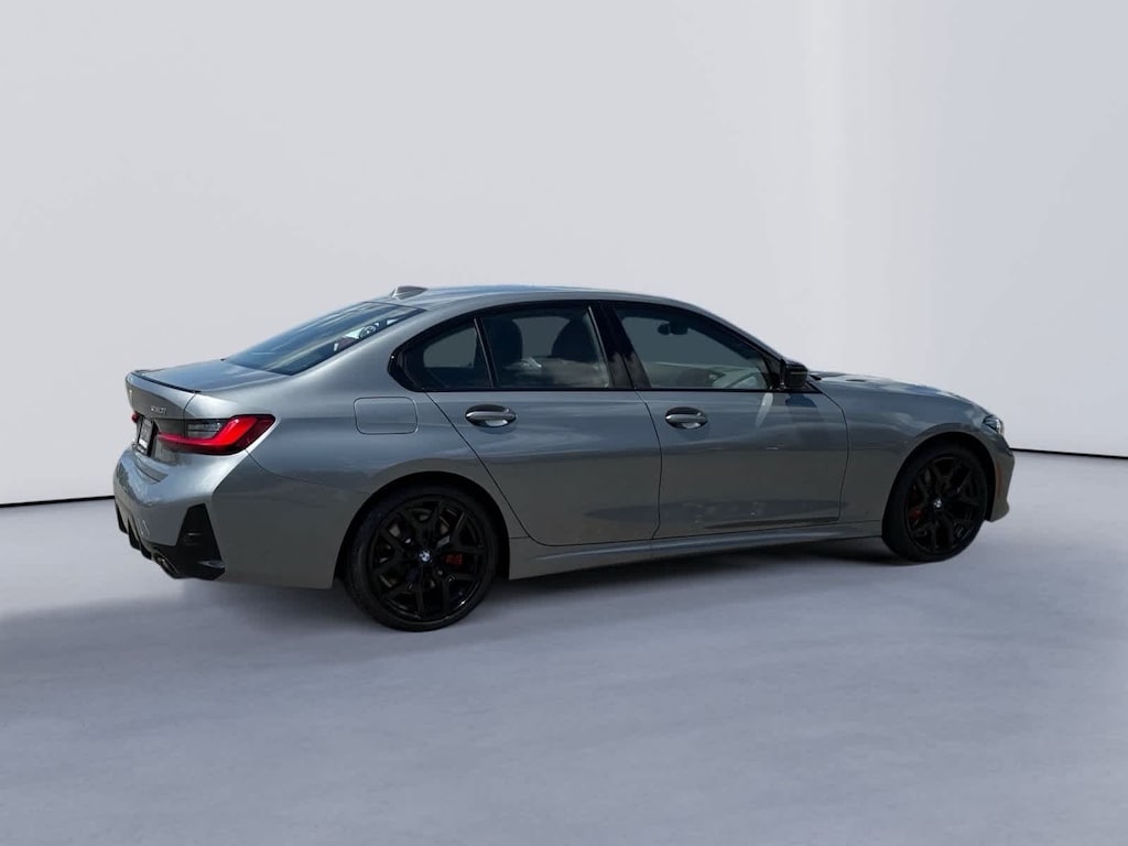 New 2026 BMW 330i xDrive Sedan