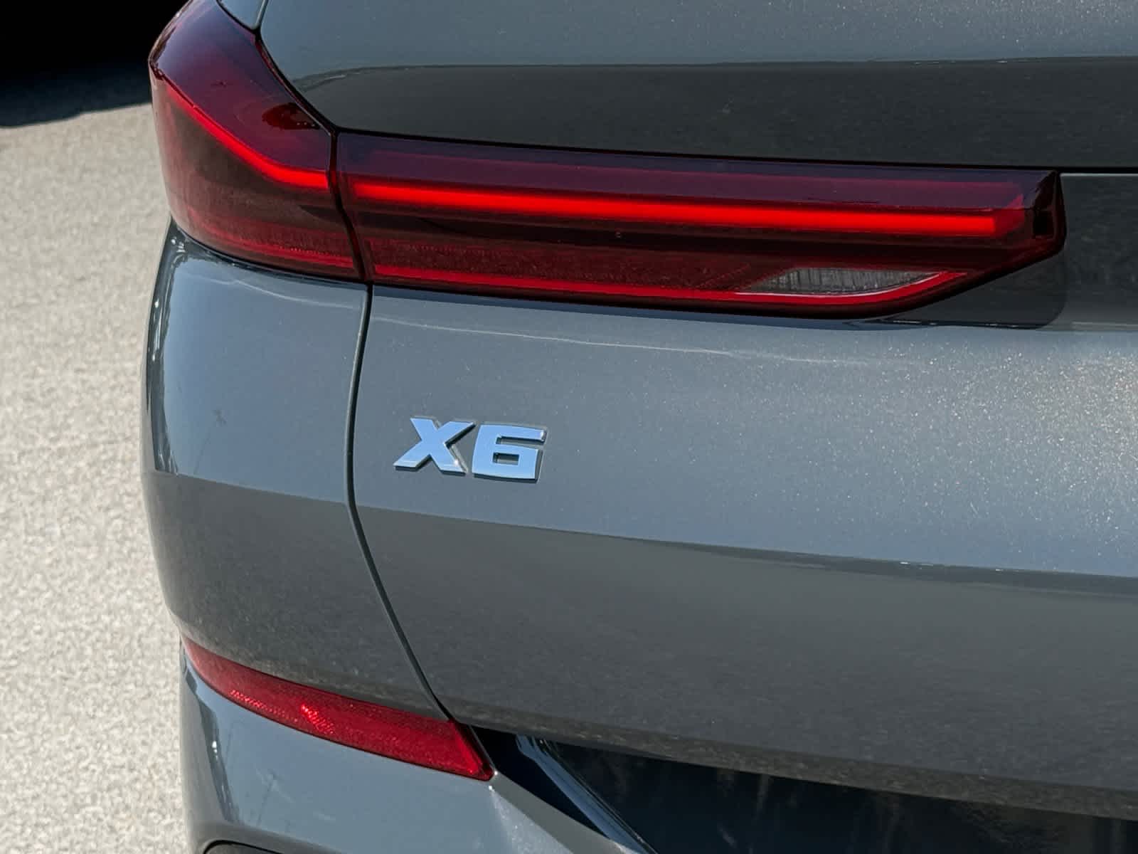 2026 BMW X6 M60i - Photo 11