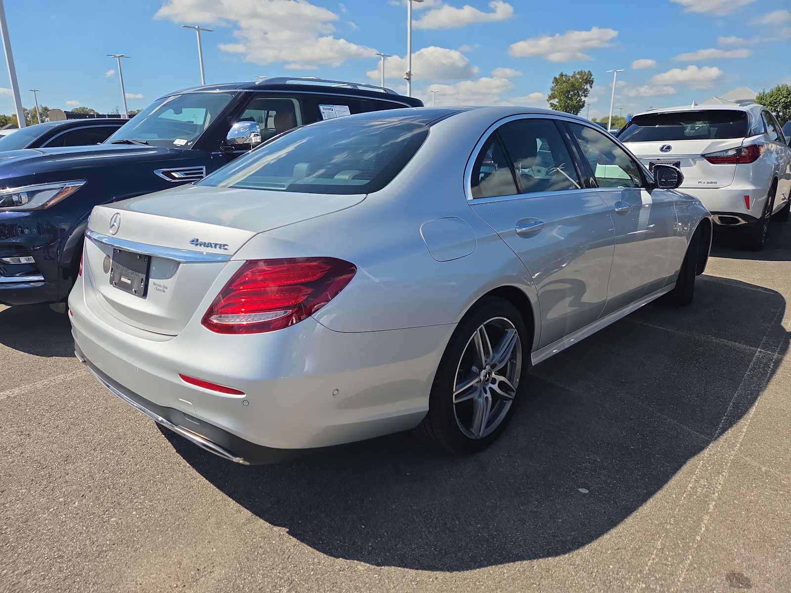 2020 Mercedes Benz E 350 Sedan photo 4