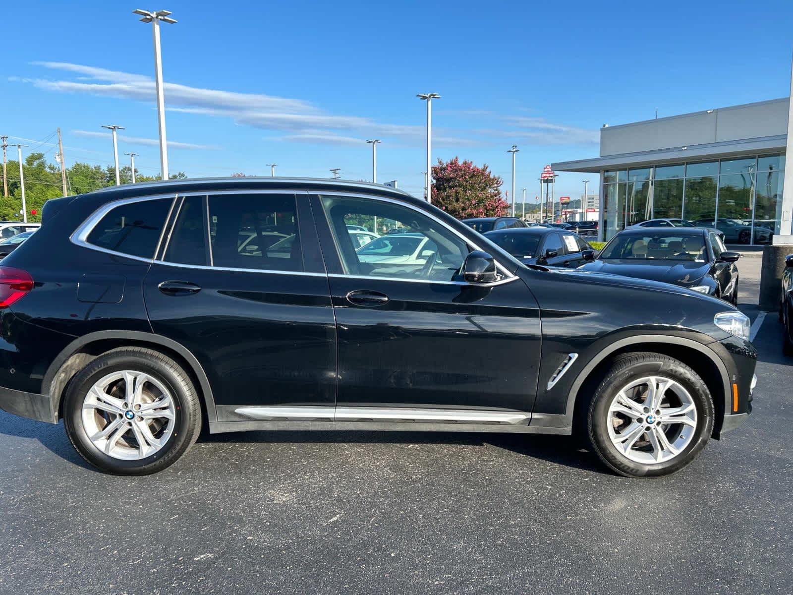 Used 2021 BMW X3 30i with VIN 5UXTY5C06M9F61076 for sale in Knoxville, TN