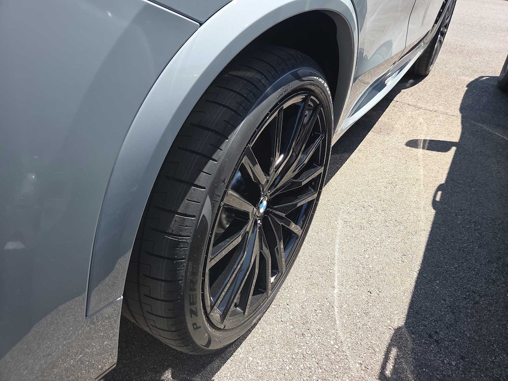 New 2026 BMW X5 xDrive40i SUV