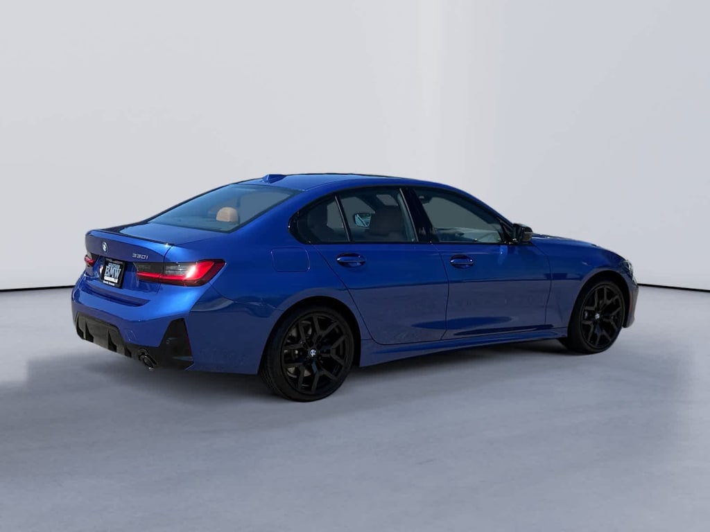 New 2026 BMW 330i Sedan