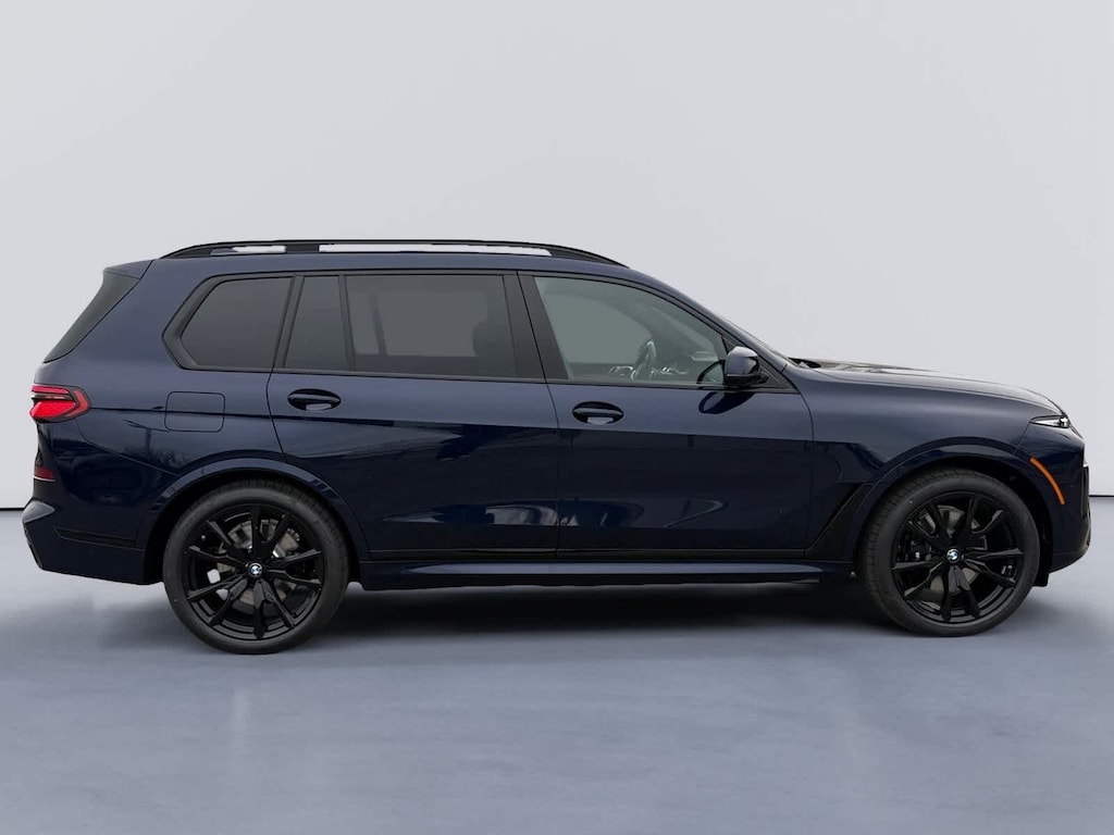 New 2026 BMW X7 xDrive40i SUV