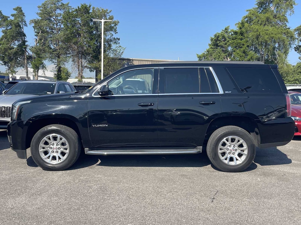 Used 2017 GMC Yukon SLT SUV