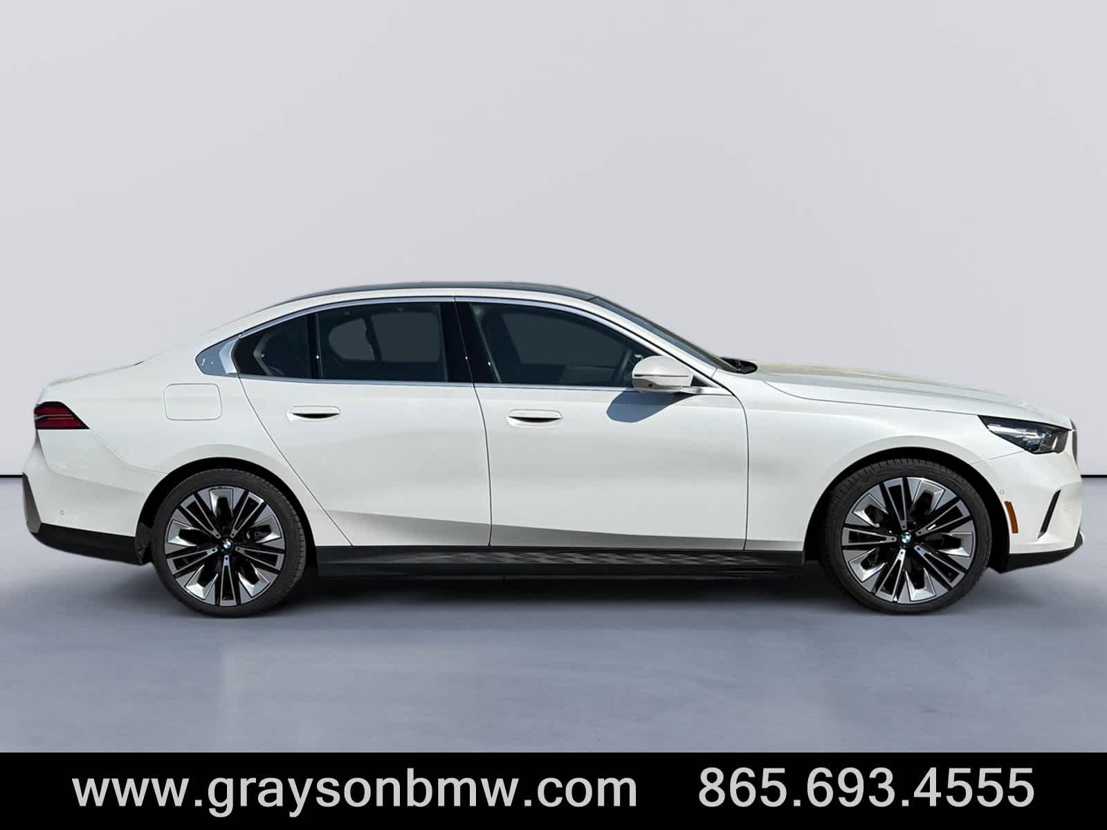 Used 2025 BMW i5 40 with VIN WBY13HG08SCS16047 for sale in Knoxville, TN