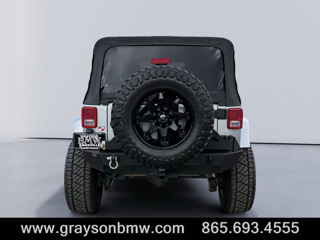 Used 2015 Jeep Wrangler Unlimited Sahara SUV