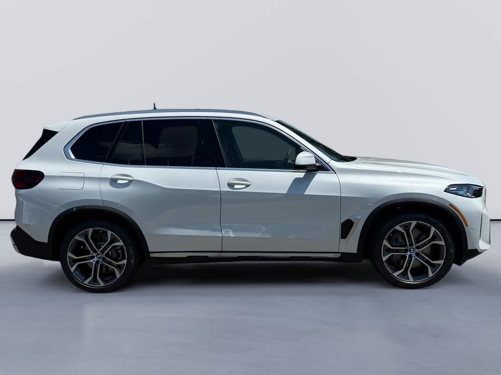 New 2026 BMW X5 PHEV xDrive50e SUV