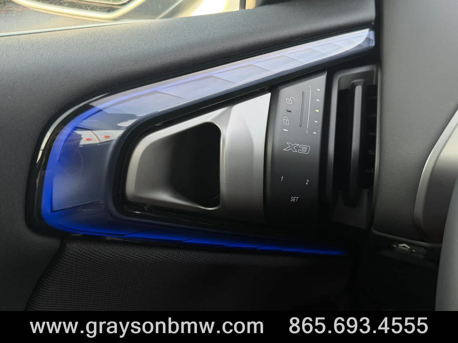 2026 BMW X3 30 - Photo 23