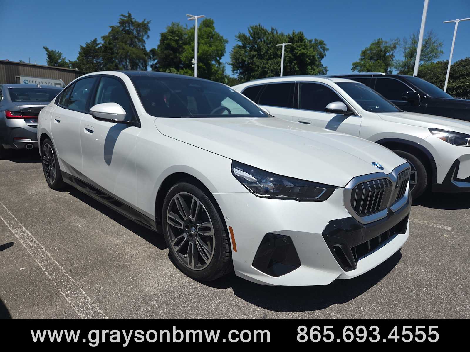 2026 BMW 5 Series 550e xDrive Sedan's photo