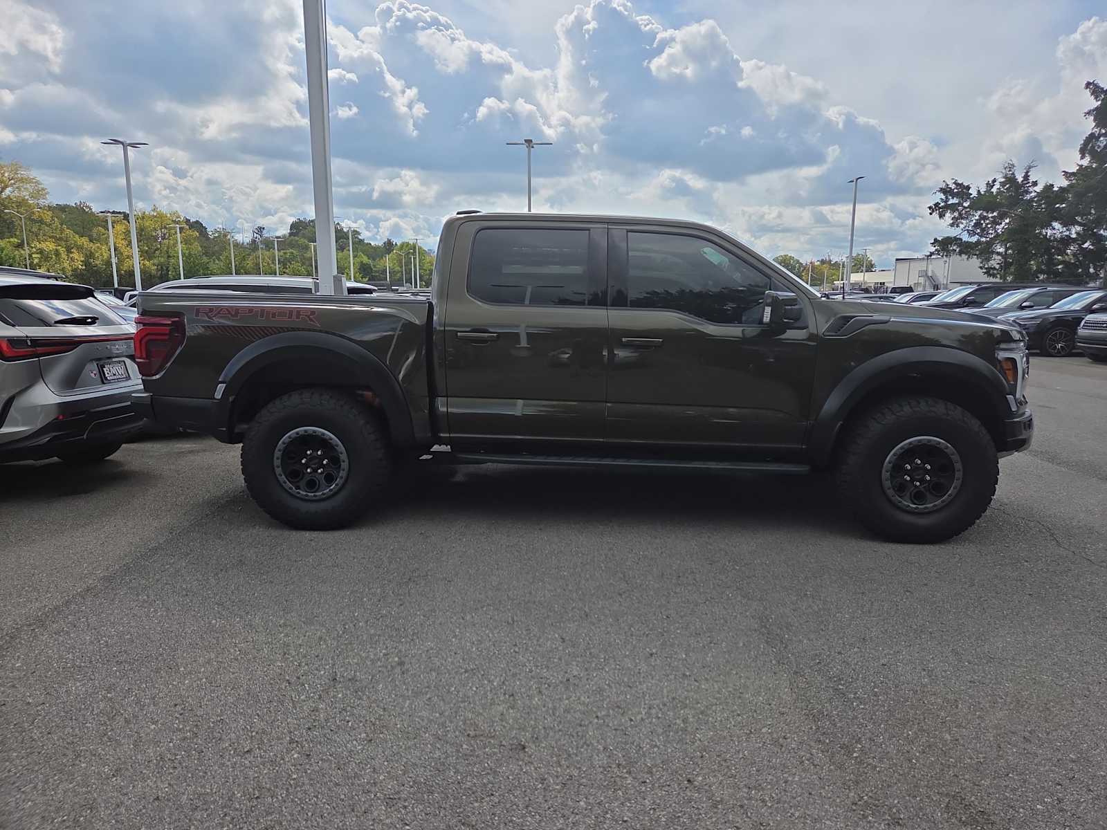 2024 Ford F-150 Raptor photo 3