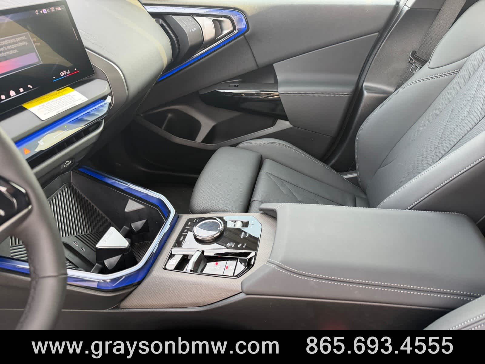 2026 BMW X3 30 - Photo 13