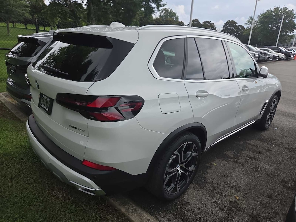 New 2026 BMW X5 xDrive40i SUV