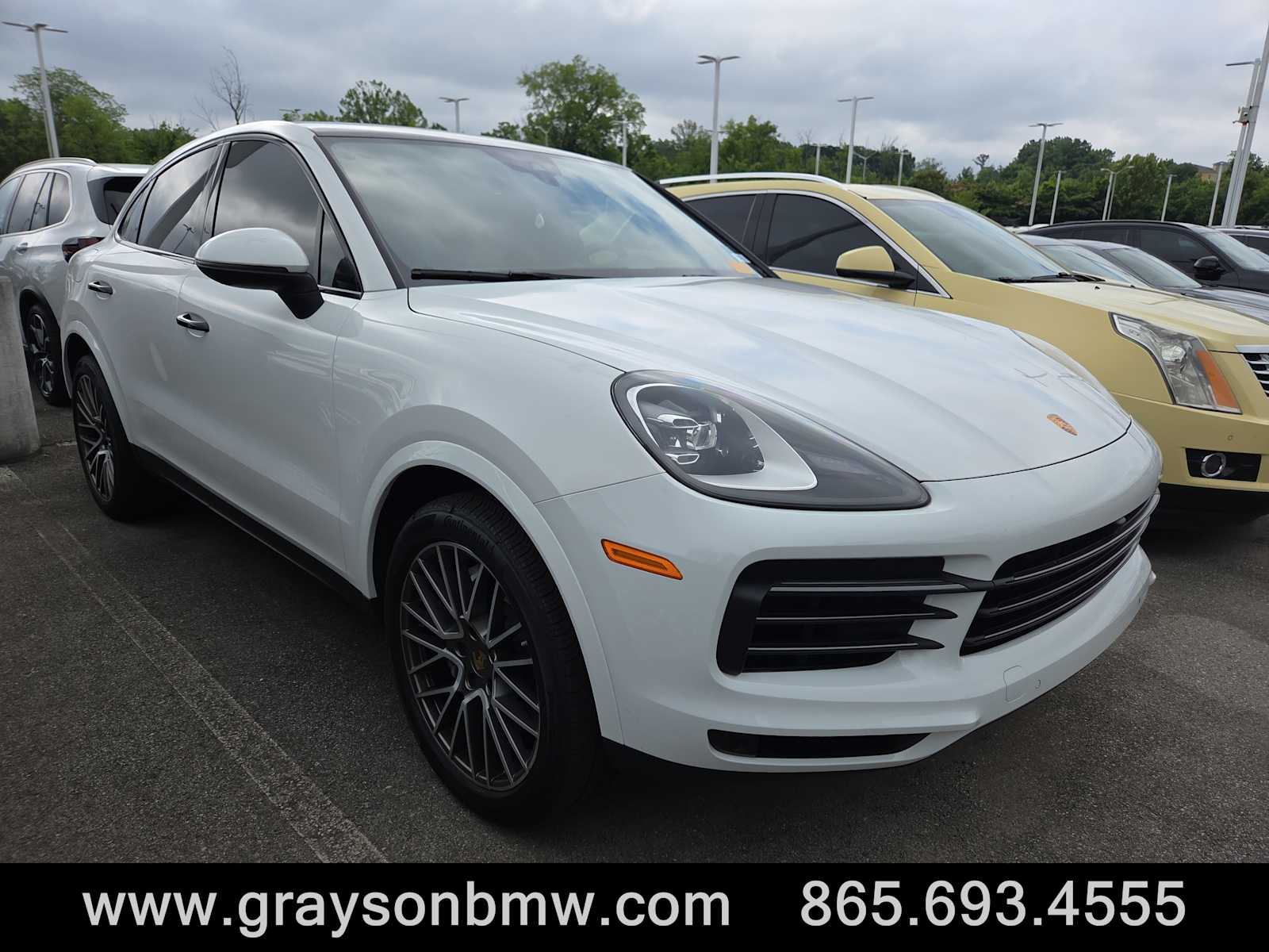 2023 Porsche Cayenne Platinum Edition's photo