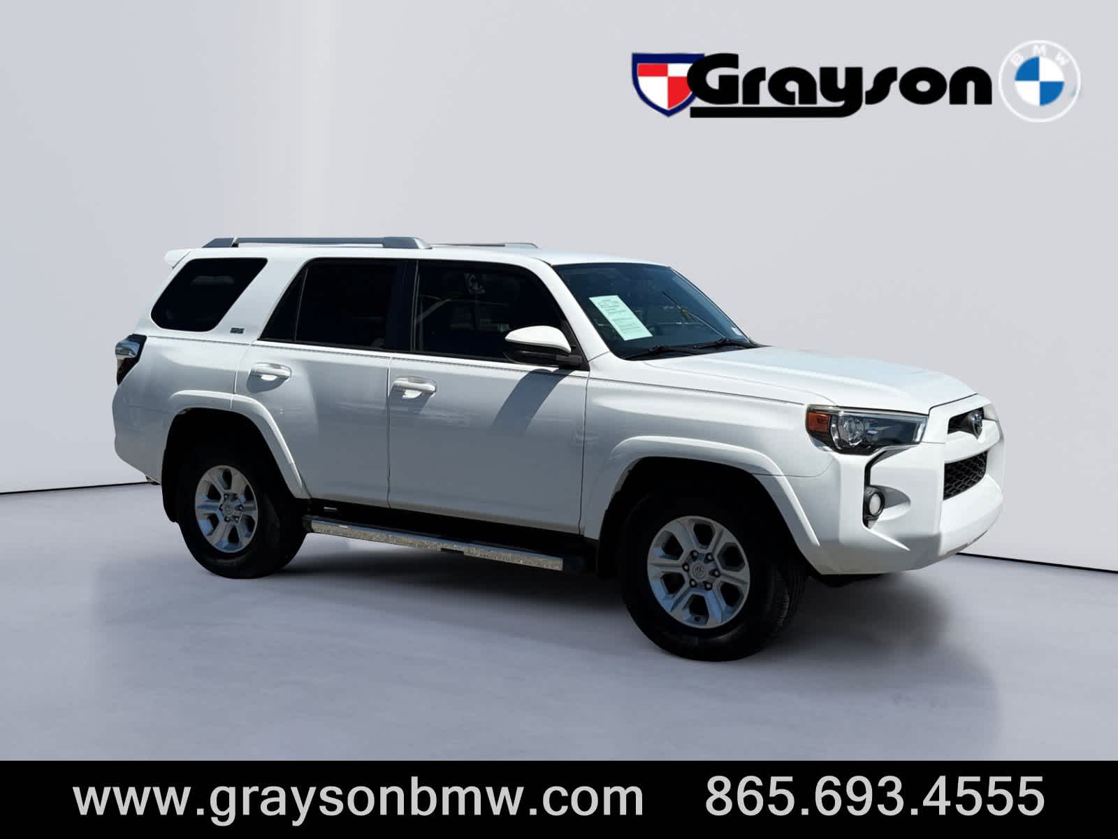 2017 Toyota 4Runner SR5 V6's photo