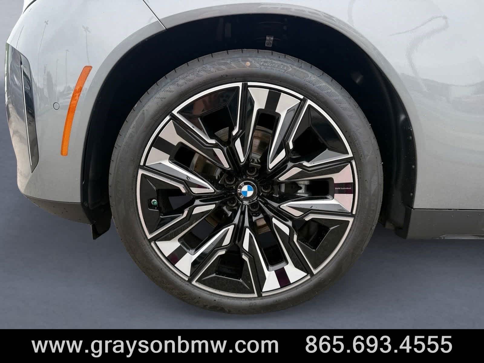 2025 BMW X3 30 - Photo 9