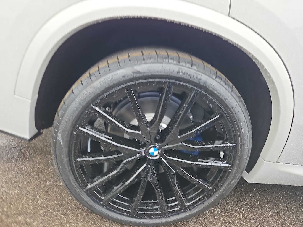 New 2026 BMW X5 M60i SUV
