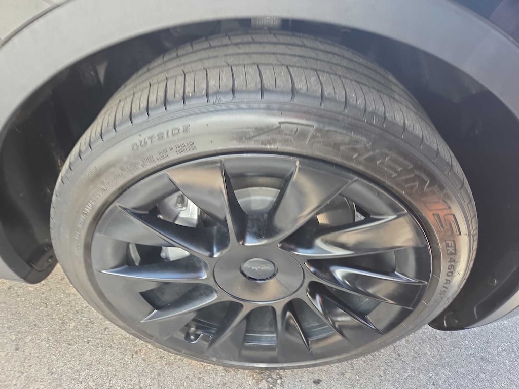 Used 2021 Tesla Model Y Long Range SUV