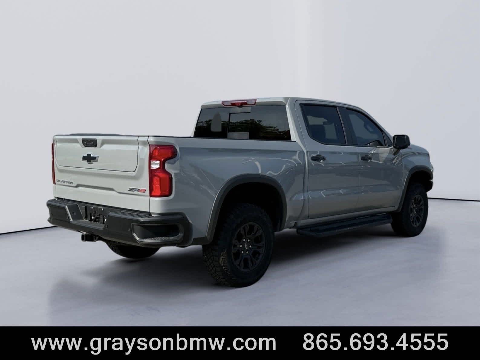 2025 Chevrolet Silverado 1500 ZR2 photo 3