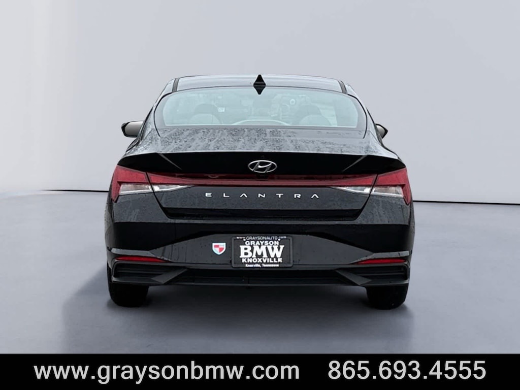 Used 2023 Hyundai Elantra SEL Sedan