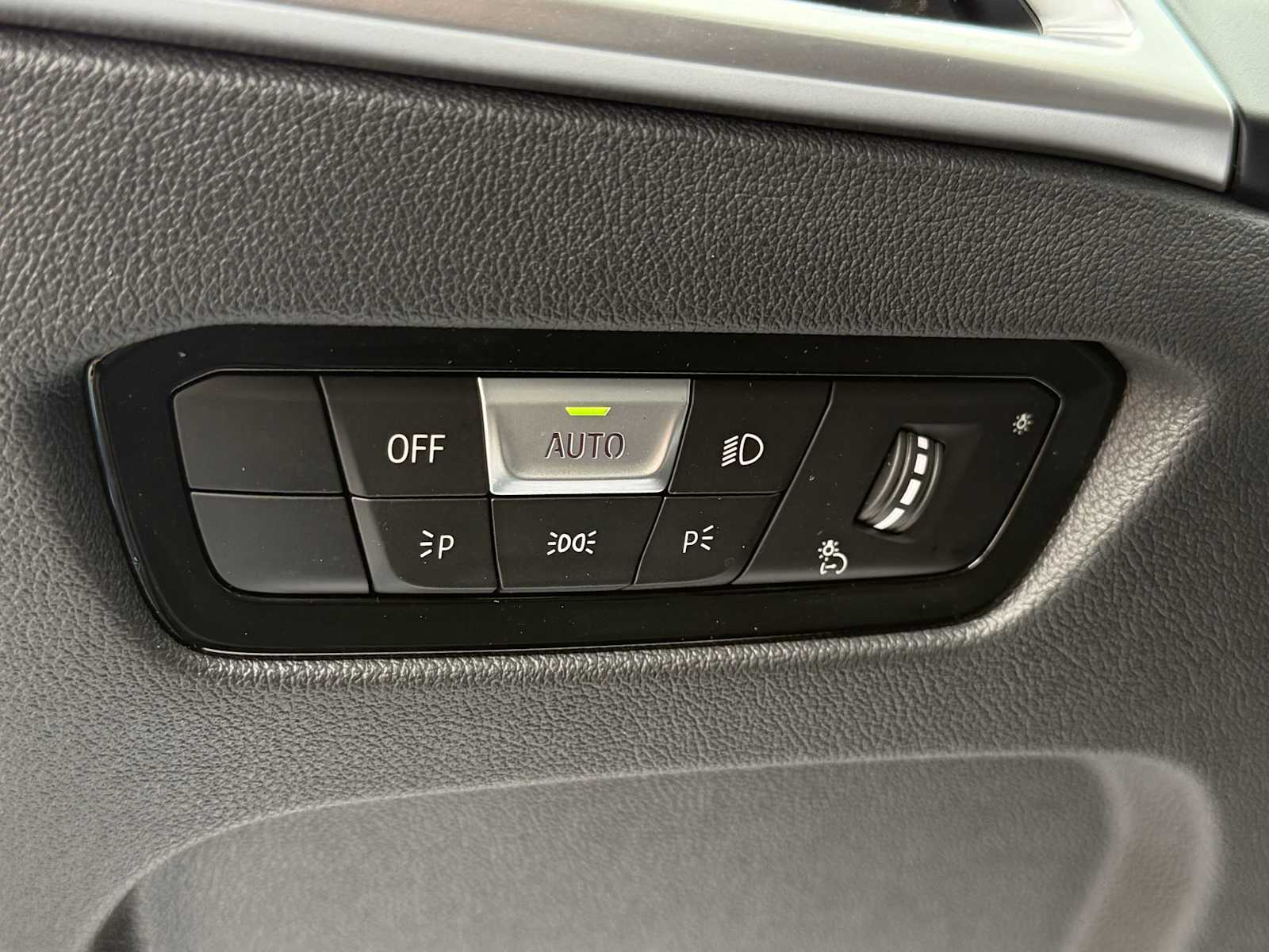 2026 BMW 4 Series 430i - Photo 25