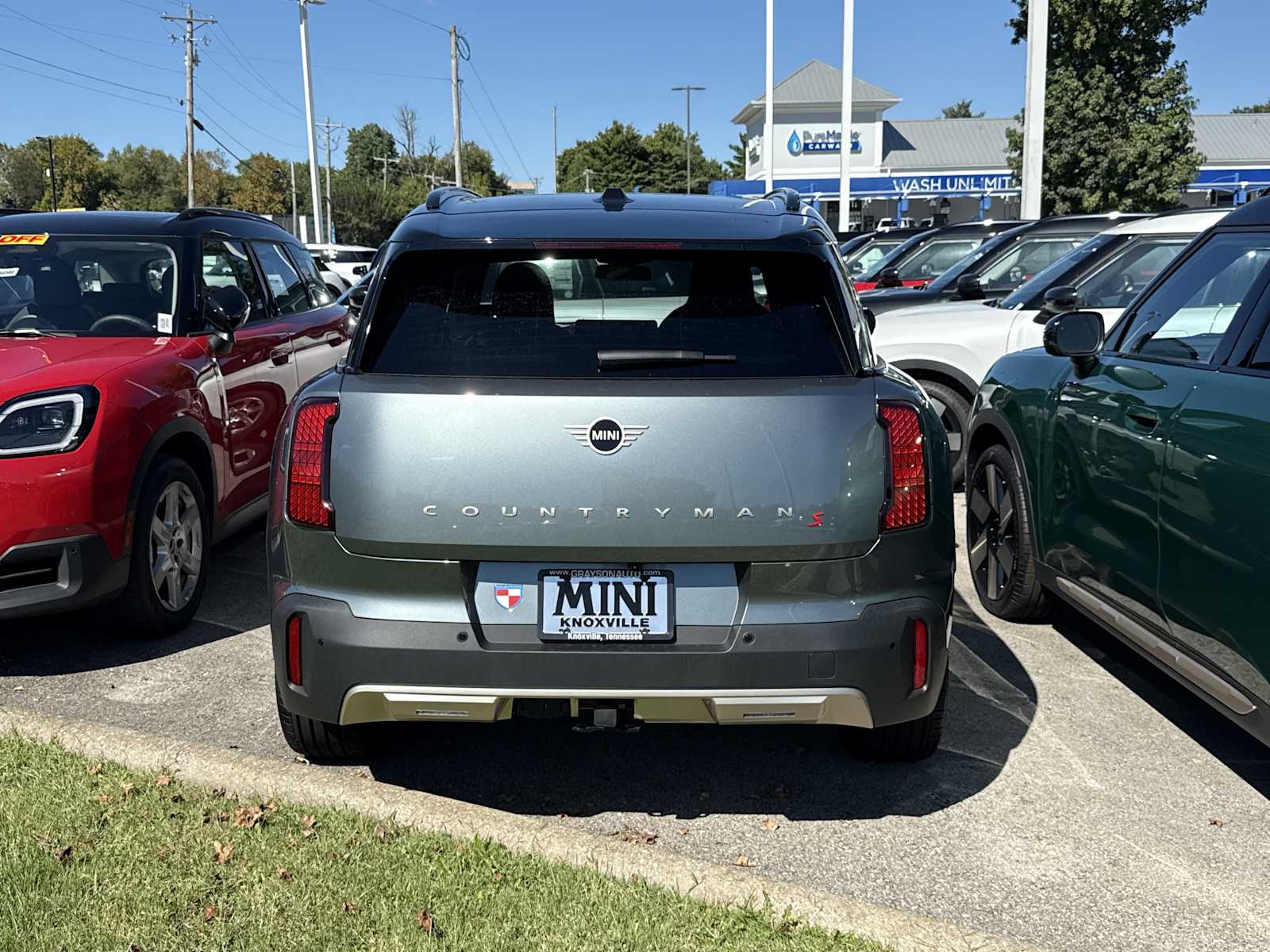 View vehicle photo 5