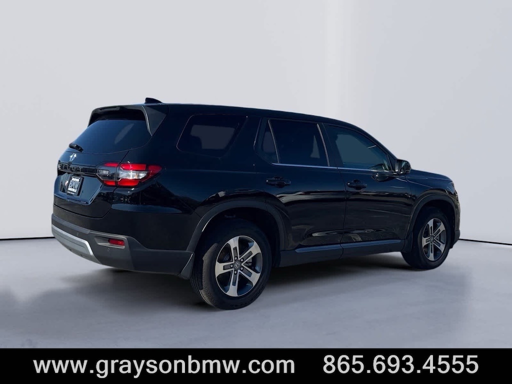 Used 2025 Honda Pilot EX-L SUV