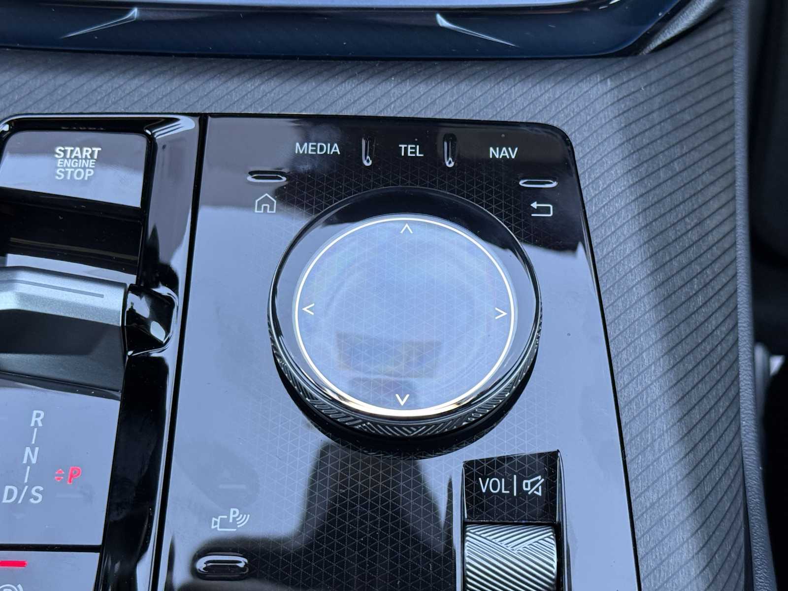 2025 BMW X3 30 - Photo 23