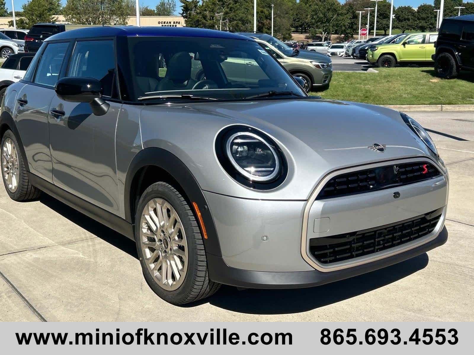 Melting Silver III 2025 MINI Cooper S 4-Door Hatchback FWD Hatchback Front-Wheel Drive Automatic