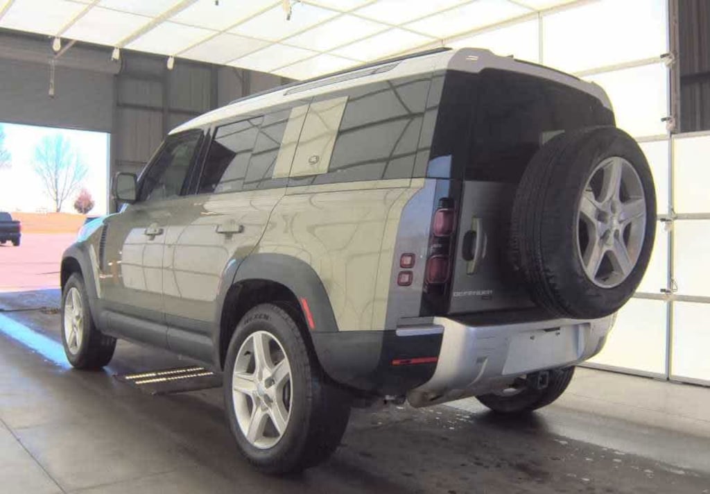 Used 2023 Land Rover Defender SE SUV