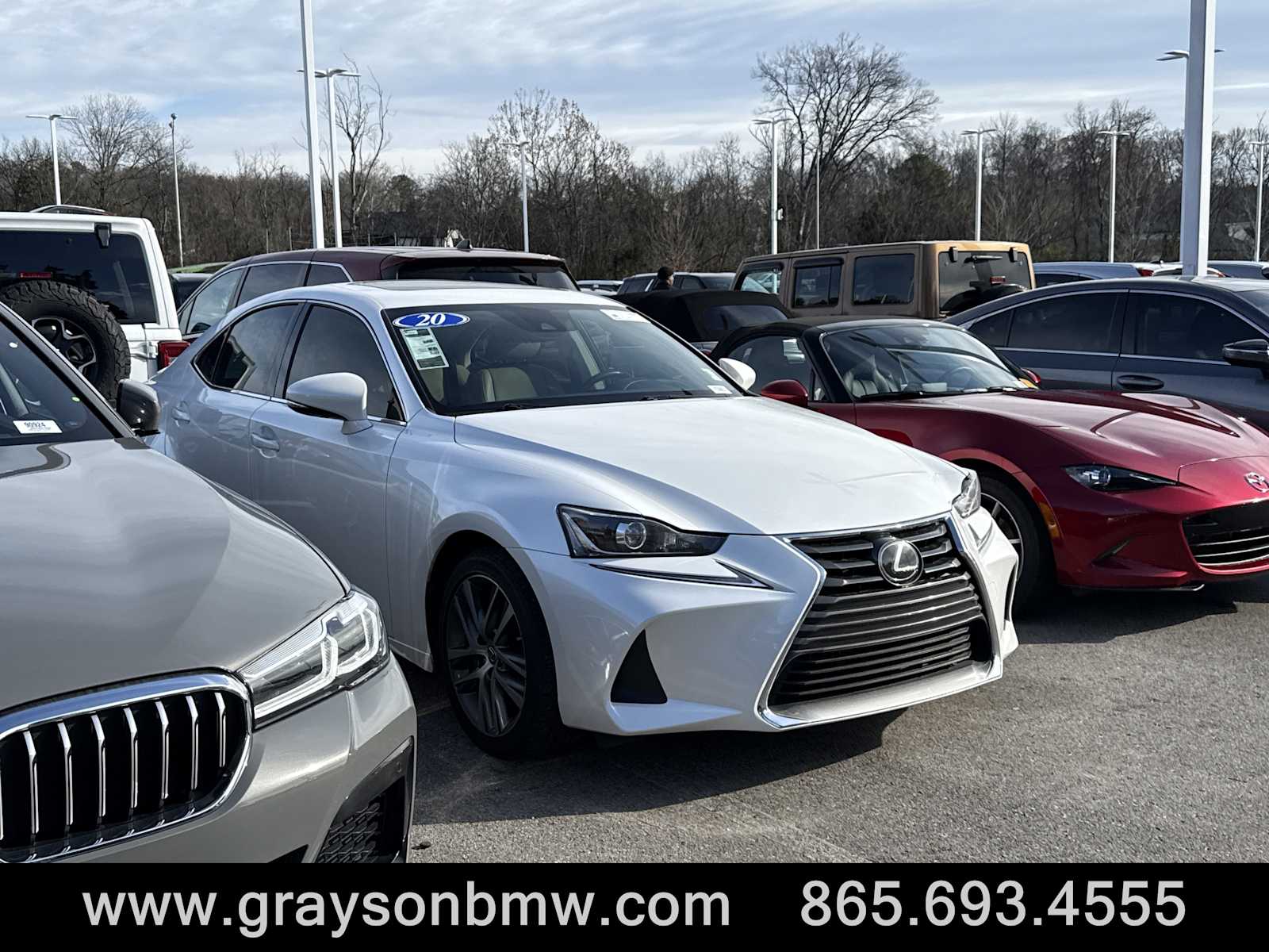2020 Lexus IS 300's photo