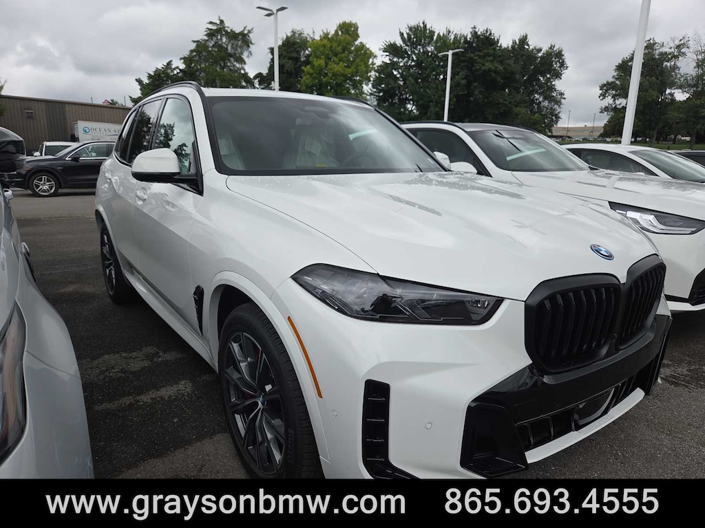 New 2026 BMW X5 PHEV xDrive50e SUV