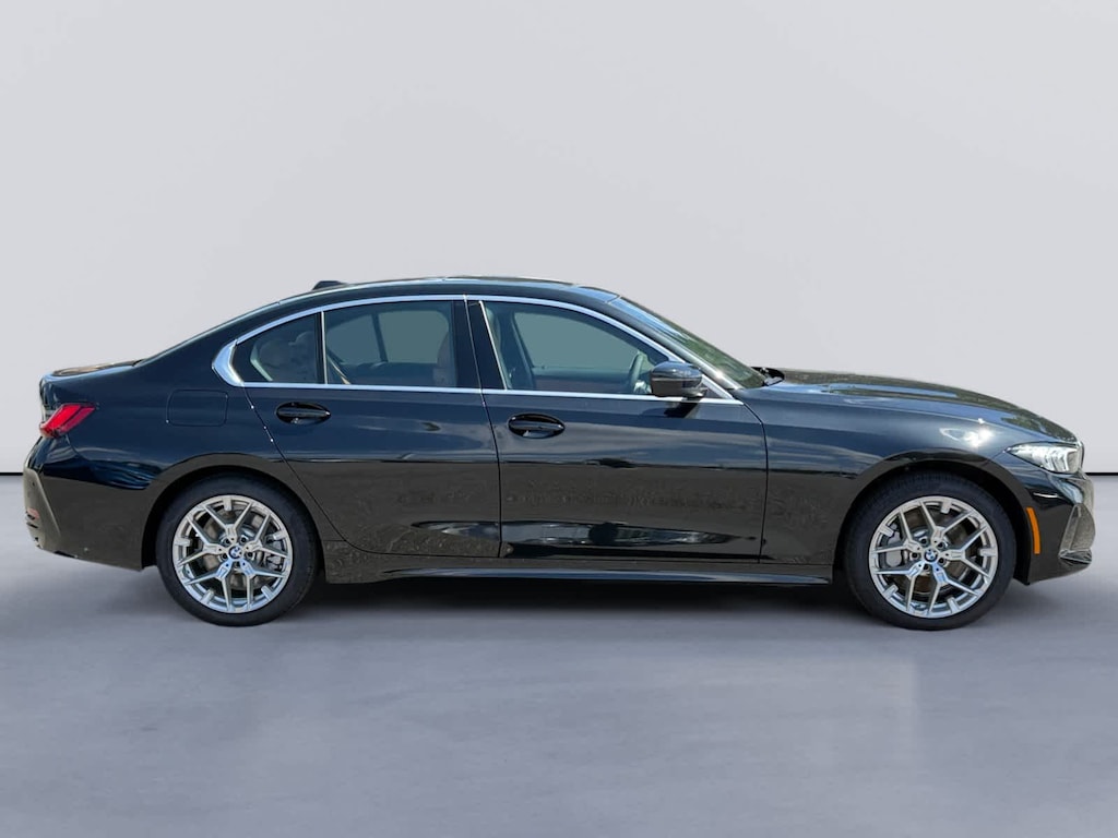 New 2026 BMW 330i xDrive Sedan