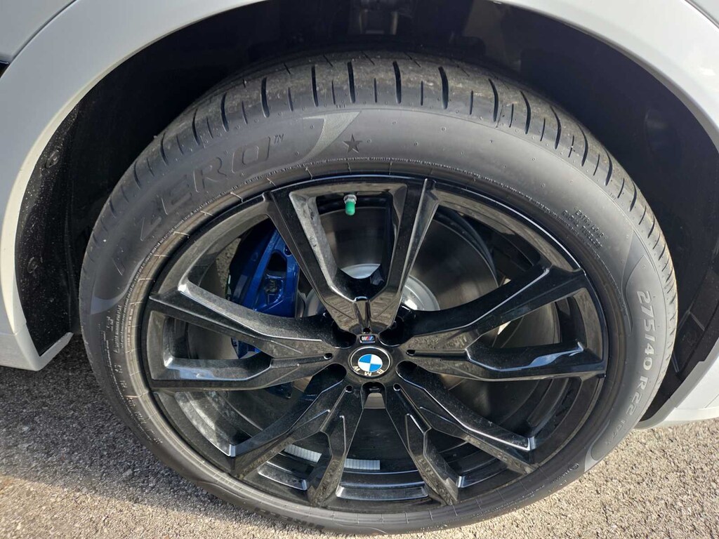 New 2026 BMW X7 M60i SUV