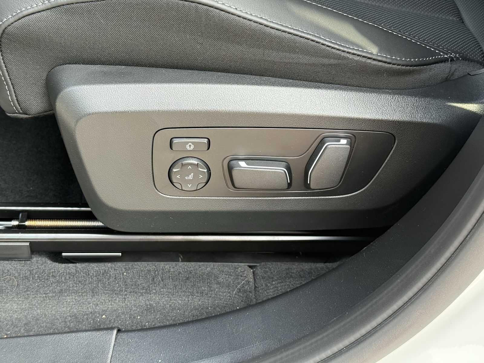 2025 BMW X3 30 - Photo 11