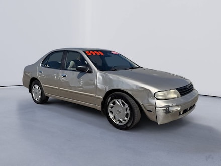 1997 Nissan Altima XE Sedan