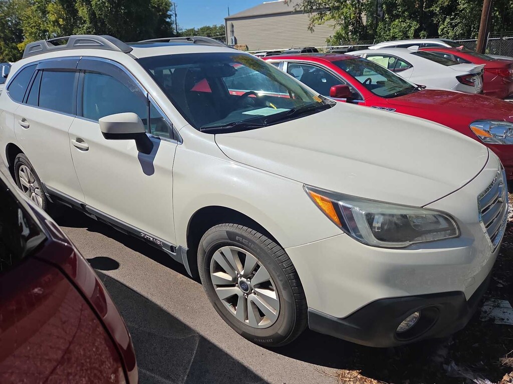 Used 2015 Subaru Outback 2.5i Premium w/ Moonroof/Power Rear Gate SUV