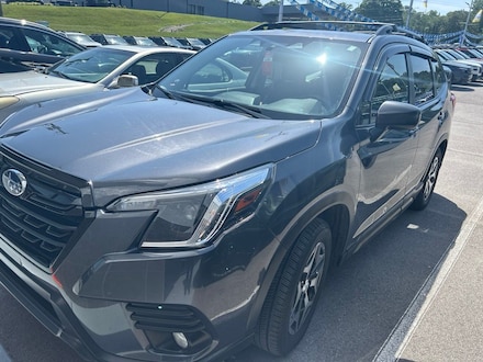 2023 Subaru Forester Premium SUV