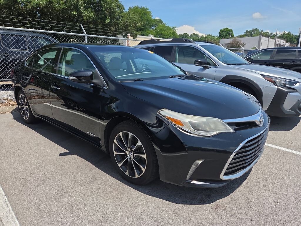 Used 2016 Toyota Avalon Hybrid XLE Premium Sedan