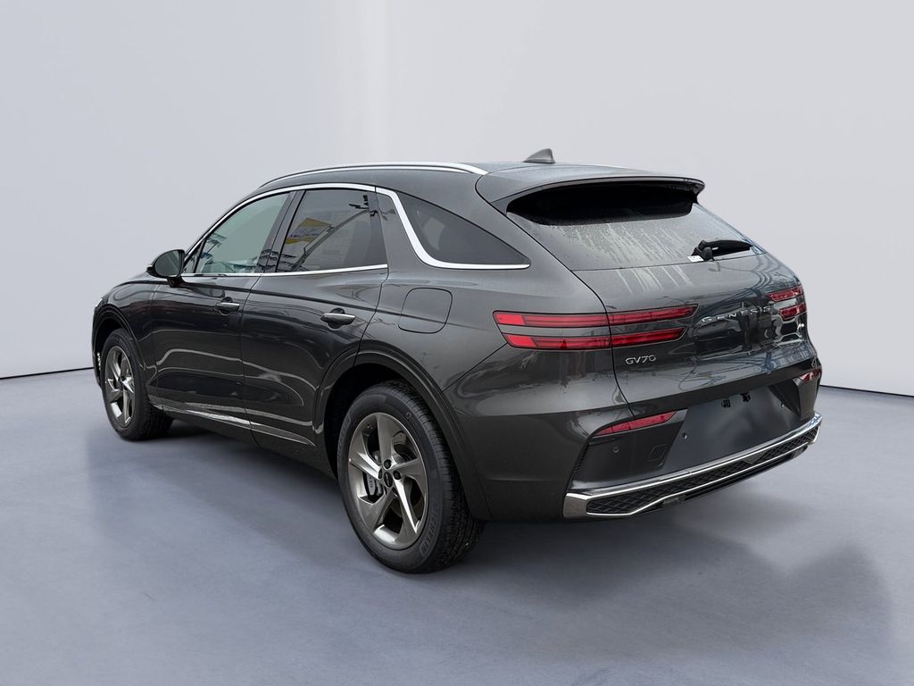 2026 GENESIS GV70 Standard - Photo 5