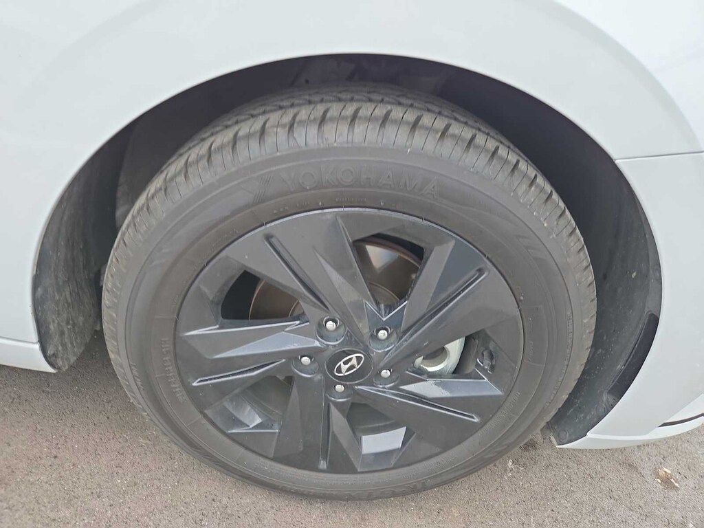 Used 2021 Hyundai Elantra HEV SEL Sedan