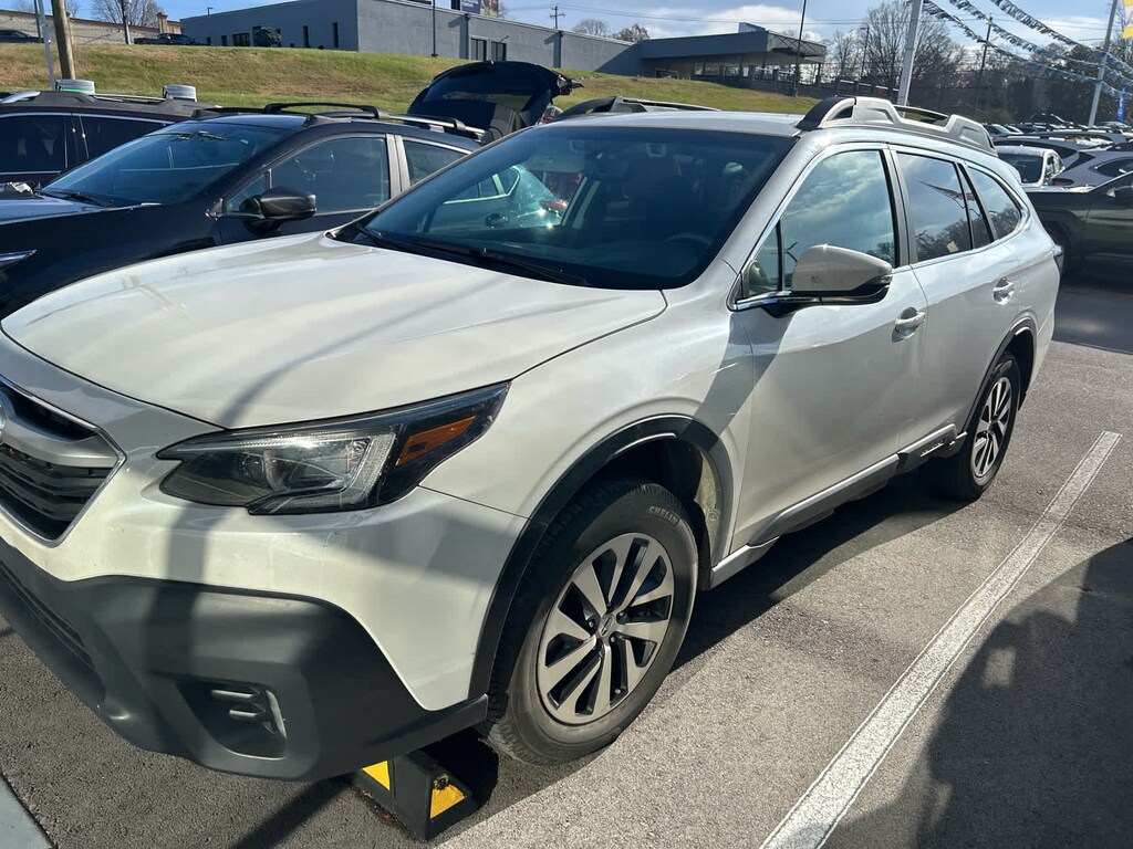 Used 2022 Subaru Outback Premium SUV