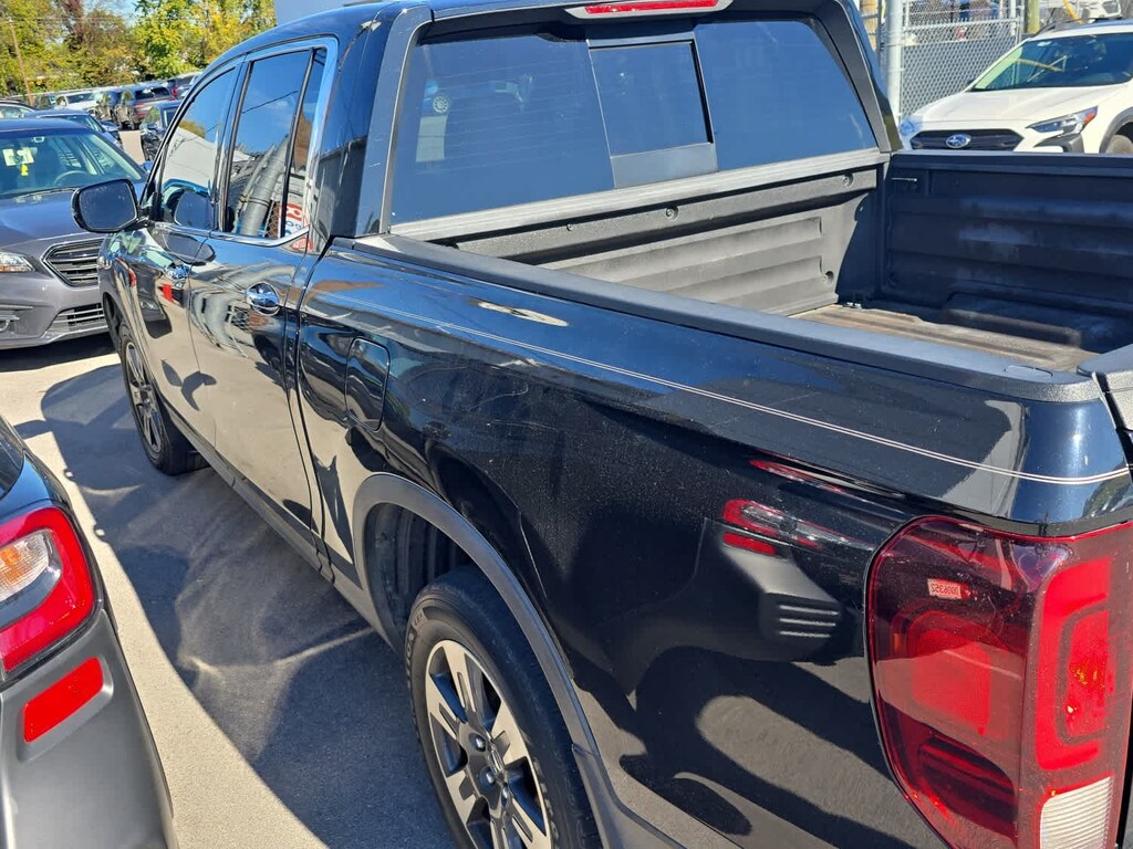 Used 2017 Honda Ridgeline RTL-E AWD Truck Crew Cab