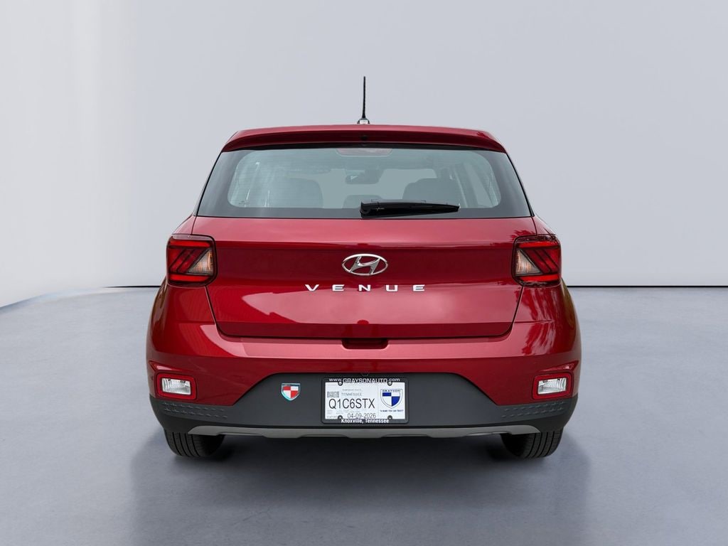 Used 2026 Hyundai Venue SE SUV