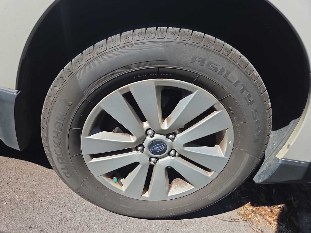 Used 2015 Subaru Outback 2.5i Premium w/ Moonroof/Power Rear Gate SUV