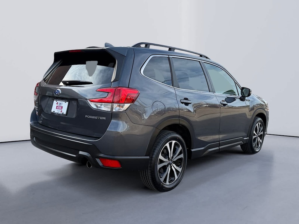 Used 2023 Subaru Forester Limited SUV