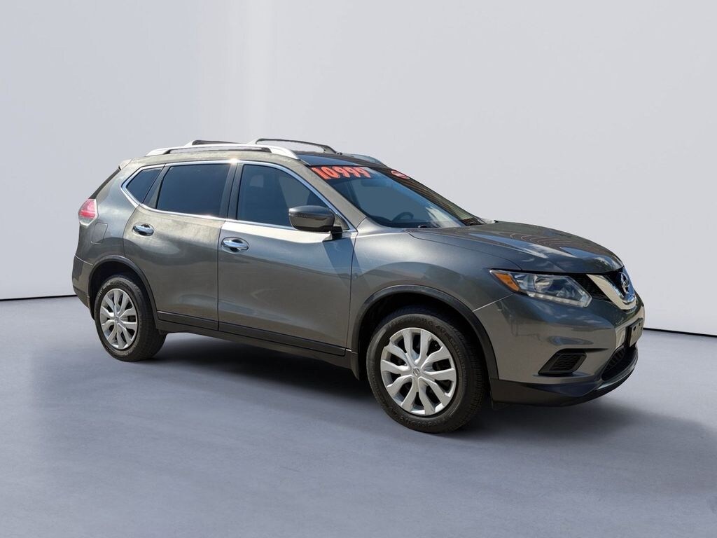 Used 2016 Nissan Rogue S SUV