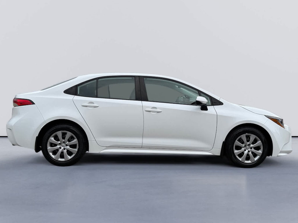 Used 2024 Toyota Corolla LE Sedan