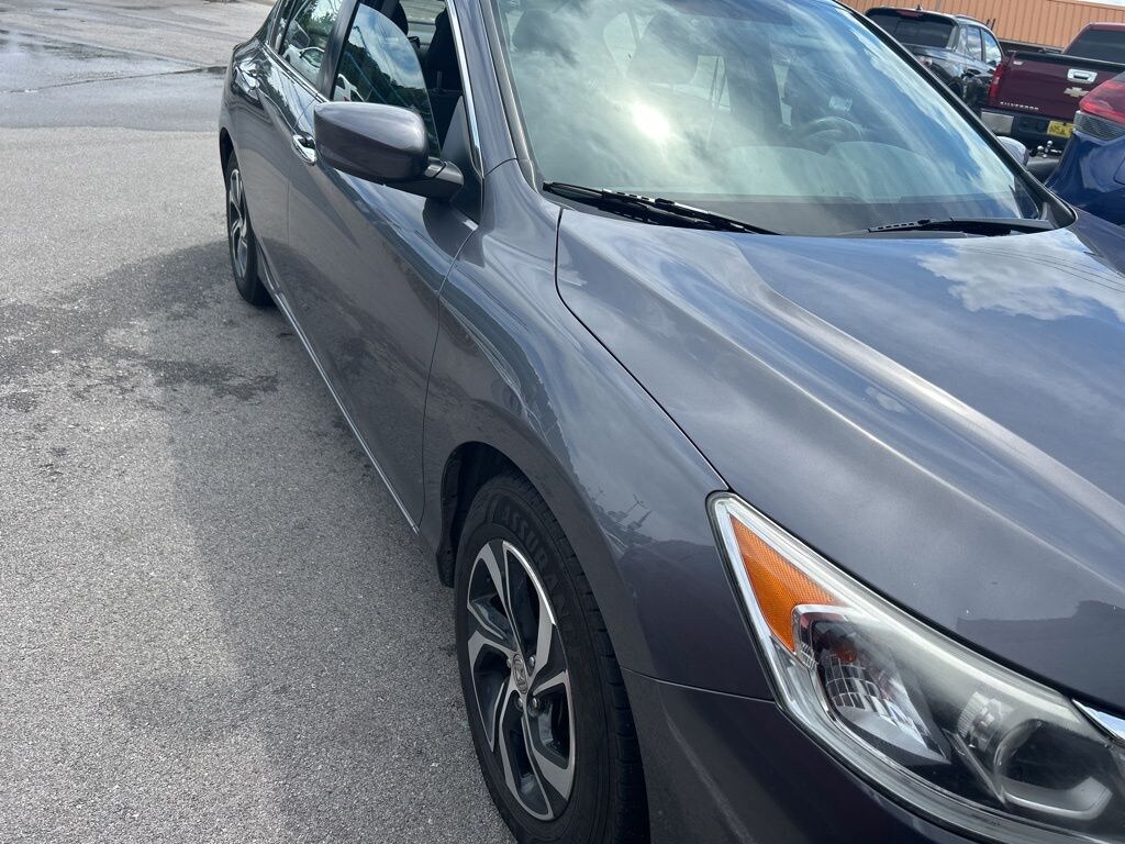 Used 2017 Honda Accord LX Sedan
