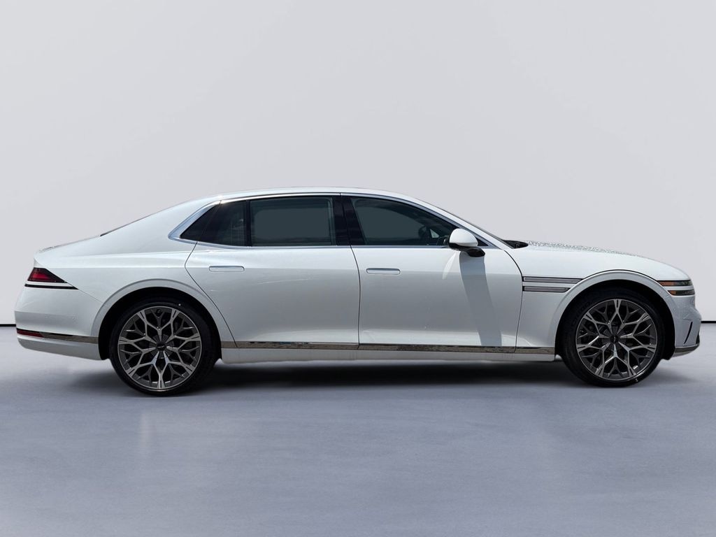 New 2026 Genesis G90 3.5T e-SC Sedan
