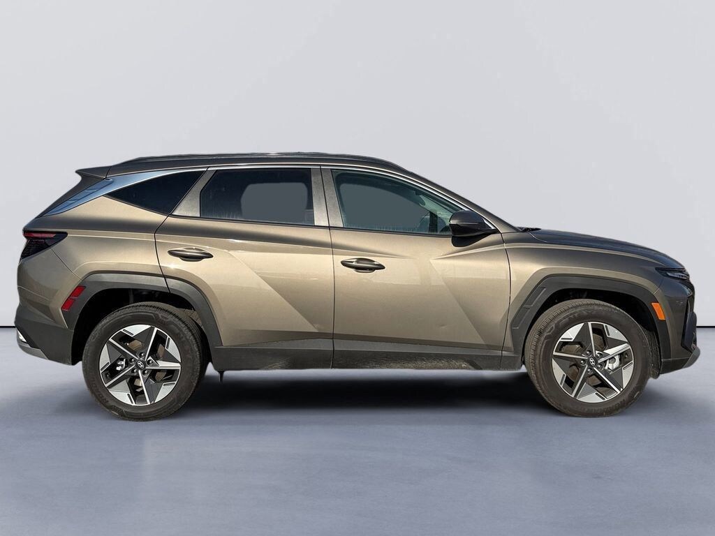 Used 2025 Hyundai Tucson Hybrid SEL Convenience SUV